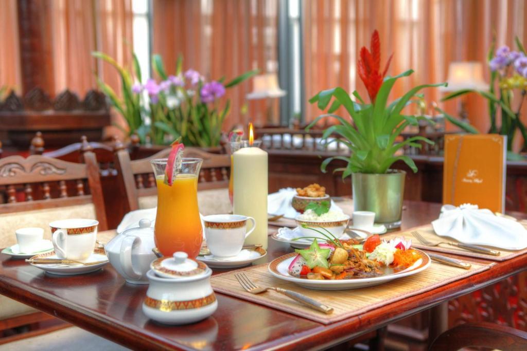 Seetelhotel Ahlbecker Hof Heringsdorf  Exterior photo A table set for breakfast