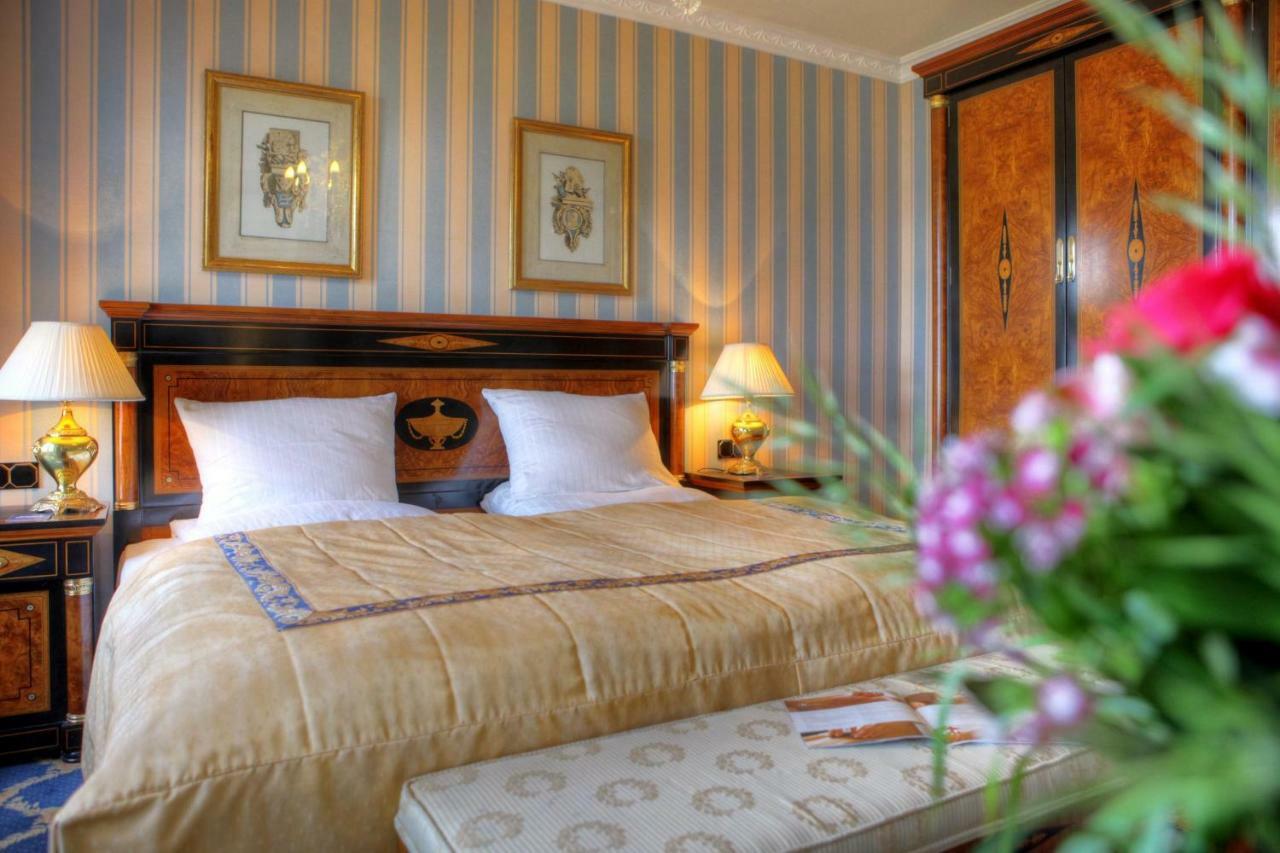 Seetelhotel Ahlbecker Hof Heringsdorf  Exterior photo A bedroom at the hotel